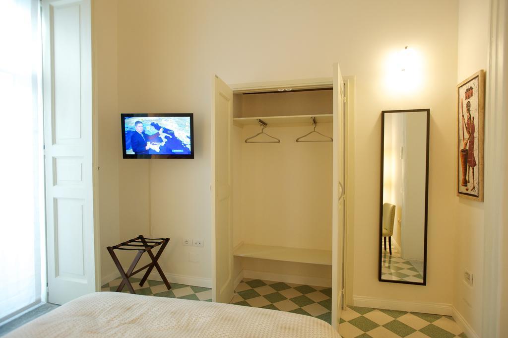 Haripergo Apartments A Bridge For Amalfi Coast Salernes Chambre photo